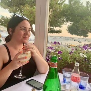 Meet your Posher, Alison